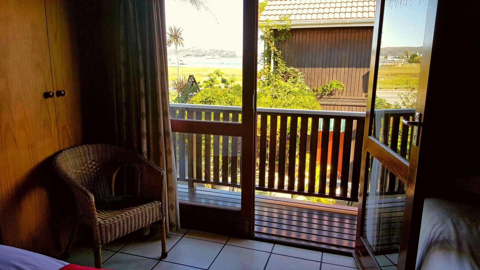 Lakeside Accommodation Knysna Exteriör bild